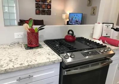 a kitchen with a stove and a counter top at MagicwayVillas Mickey's Pool Club House - Pool & Spa - Walking to Disneyland in Anaheim