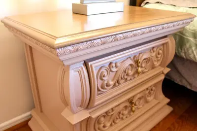 a bedside table with a wooden top in a bedroom at Los Angeles Cherry Blossom in Monterey Park