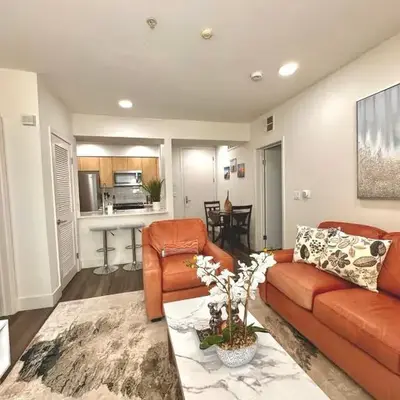 Beautiful 2bd 2bth apartment in Santa Monica