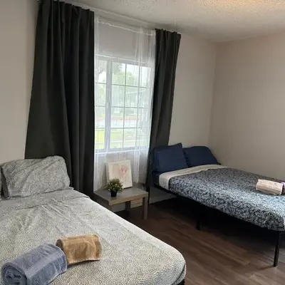 The Disney Hostel - Fullerton - OC