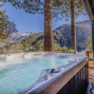 River Haus Sequoia | Hot Tub+New+King Beds+Views!