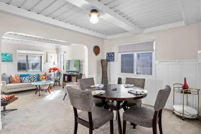 Gallery image of Beachside Bungalow 5 Minute Walk from the Shore in Hermosa Beach