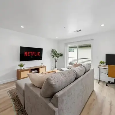 South Bay 3 bed Escape!