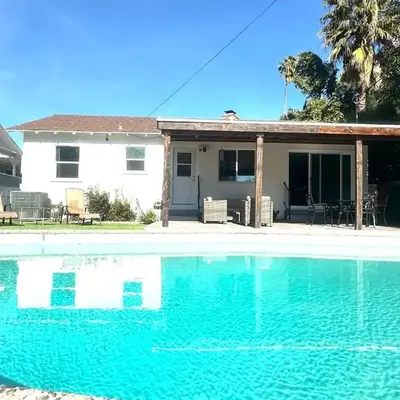 Cozy 3BR Home With Pool