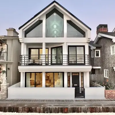Beachfront Estate - LB Peninsula