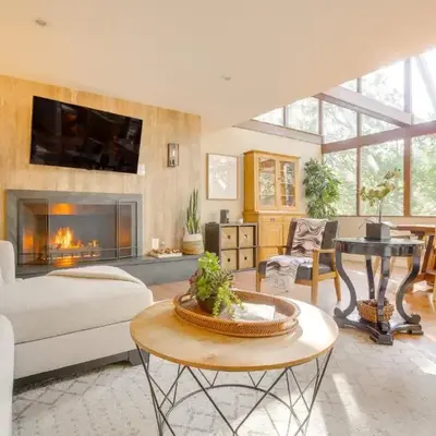 Walk to Lake Arrowhead Village Gem with Lake Access