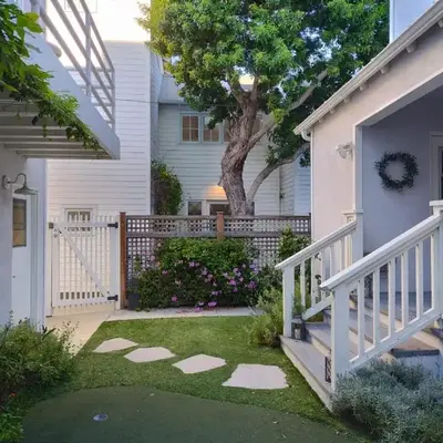 Venice Canals & Beach Guest Suite