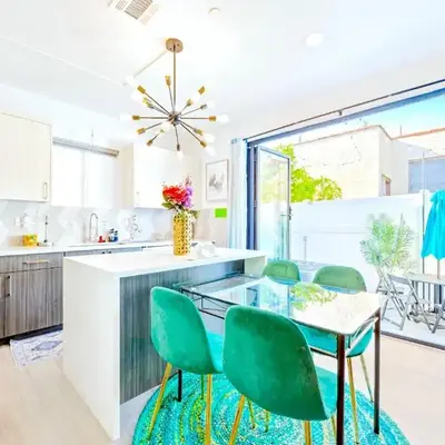 B- InstaWorthy & Family-Friendly NoHo Gem- Near Universal & Hollywood with Parking