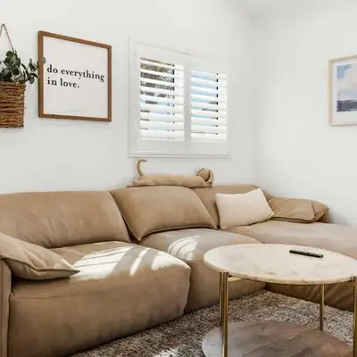 #Marbella Lane - Stylish Haven Near City Center