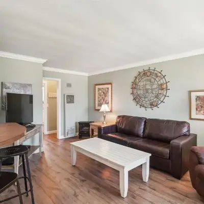 1 Bed Beach Condo #131