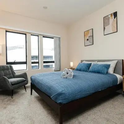Stunning 2 bedroom near by The Grove