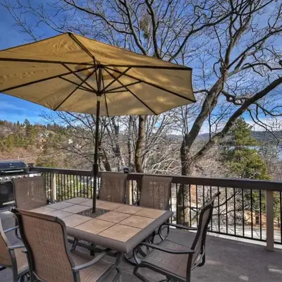 Acorn Acres - Lake Views for 8