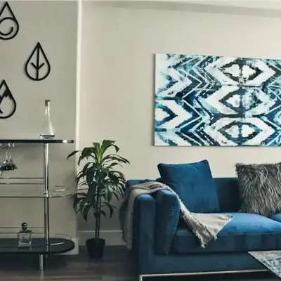 Sexy One Bedroom Apartment - Pool View & Parking