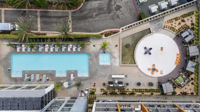 an overhead view of a swimming pool and a pool at The Iris-Modern 3BD in the Heart of Marina del Rey-Pool,Gym,Jacuzzi-Near LAX in Los Angeles