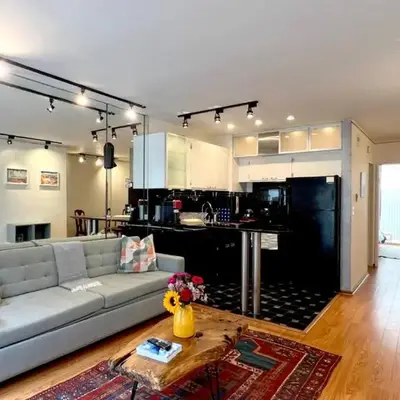 Charming 1BR in Prime Santa Monica Walk to Beach