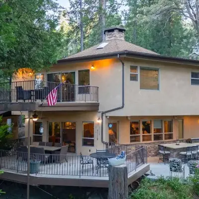 The Fairway Hideaway by AvantStay Game Room Outdoor Dining Near Lake Arrowhead