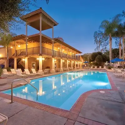 Wyndham Dolphin's Cove 2BR Suite with Resort Access