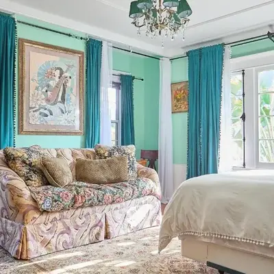 Hollywood Deluxe Homestay