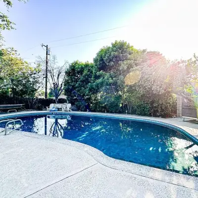 6BR Pool Escape for Friends and Family - LOU1 - BUR