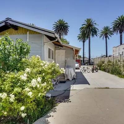 3 Mi to Beaches Low-Key San Pedro Rental!