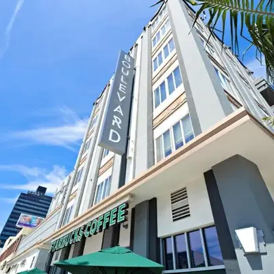 Miracle Mile Apartments