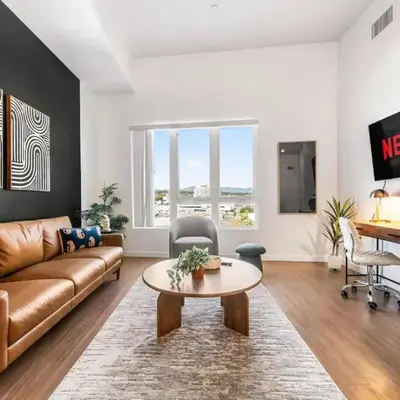 Central LA Hideaway