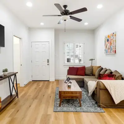 Adorable Pasadena Bungalow