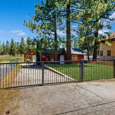 Meadow-Front Metcalf Bay Gem #542