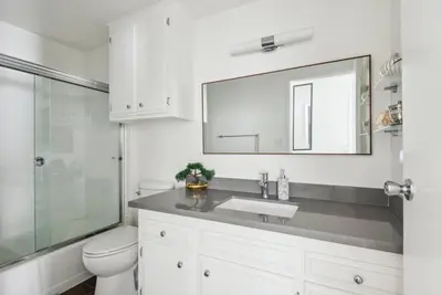 Gallery image of Shoreline Retreat in Long Beach