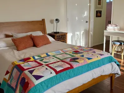 Gallery image of Furnished Studio Apt in LosFeliz in Los Angeles