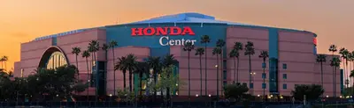 a large building with a honda carrier sign on it at New Oasis Near Disneyland Pool Gym Free Parking in Santa Ana