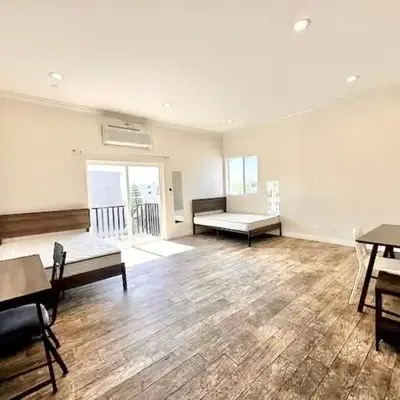 Lovely 3-bedroom house with AC in vibrant Los Angeles Near USC