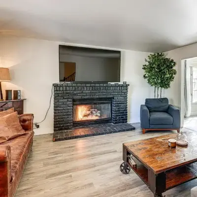Beautiful Lake-View House Walk to Lake and Village!