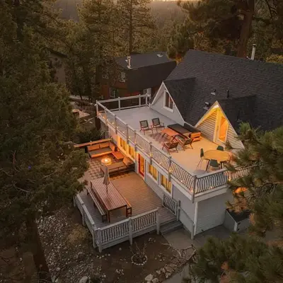Lakeside Lodge - Deck Views
