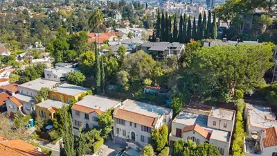 an overhead view of a city with houses and trees at Cozy Hollywood Hideaway w Private Patio Easy City Access Casa Camrose by AvantStay in Los Angeles