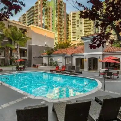 Marina Del Rey 2BR & 1BR Getaway - Gym - Pool - Sauna - Near Marina - Venice Beach