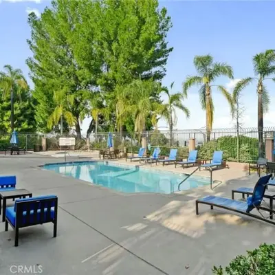Pool Hot Tub King Bed 1st Floor Condo