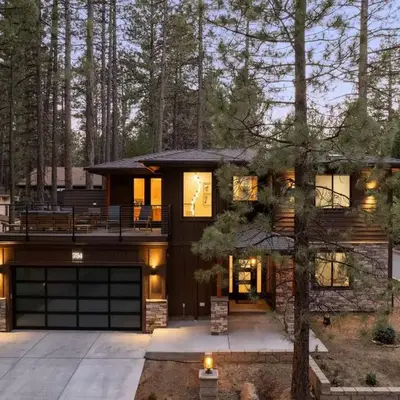 34 - The Maple Crest home