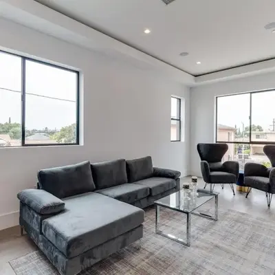 Luxury Modern 4 Bed 4 Bath Home with Rooftop Deck #6