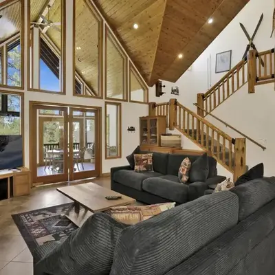 The Village Timber Lodge at Big Bear - Downtown Log Cabin Retreat