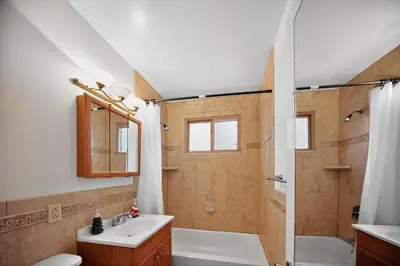 a bathroom with a sink toilet and a shower at Cozy Comfort Stylish 2BR 1BA near LAX, LMU, SoFi Stadium & Beaches in Los Angeles
