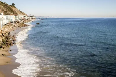 a view of the shoreline of a beach at Malibu Breeze in Malibu Beach