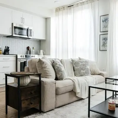 Beautiful 1BR with City Views