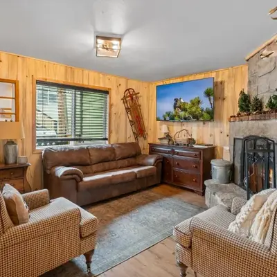The Hideaway - Near Lake & Village