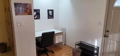 a room with a desk and a chair in a room at The Cozy Corner in Canoga in Canoga Park