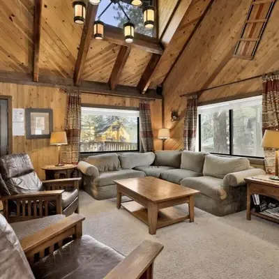 Crystal Pines at Big Bear Lake Walk to Boulder Bay Park Family-Friendly Retreat