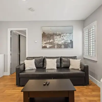 Modern 1BR • Steps to Venice Beach