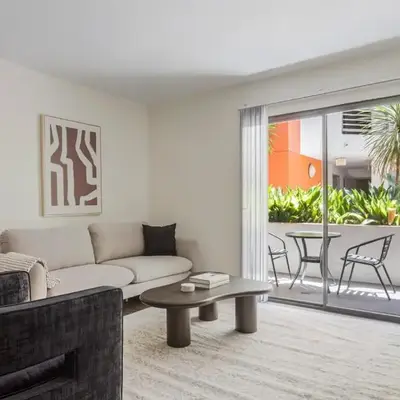 Blueground Studio City jacuzzi nr Lake LAX-1389