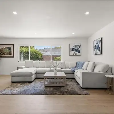 NEW Remodeled Northridge 5 Bedroom Near CSUN & Sherwood Forest