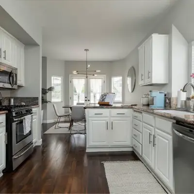 Luxury Modern Home w/ Jacuzzi | GOODE HOMES